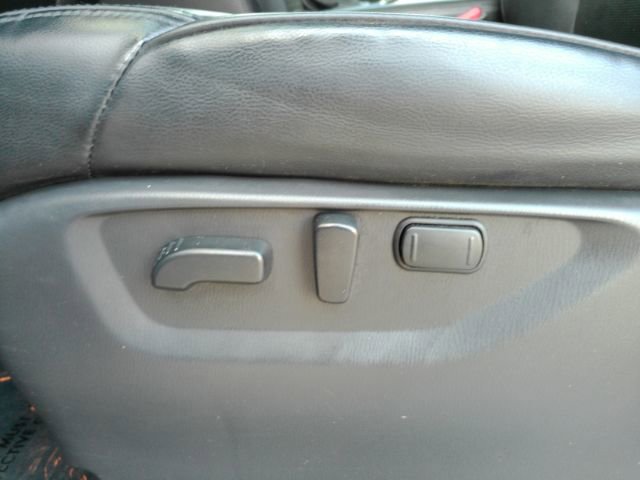 Used 2023 Nissan Armada SL w/ Captain's Chairs Package image 17