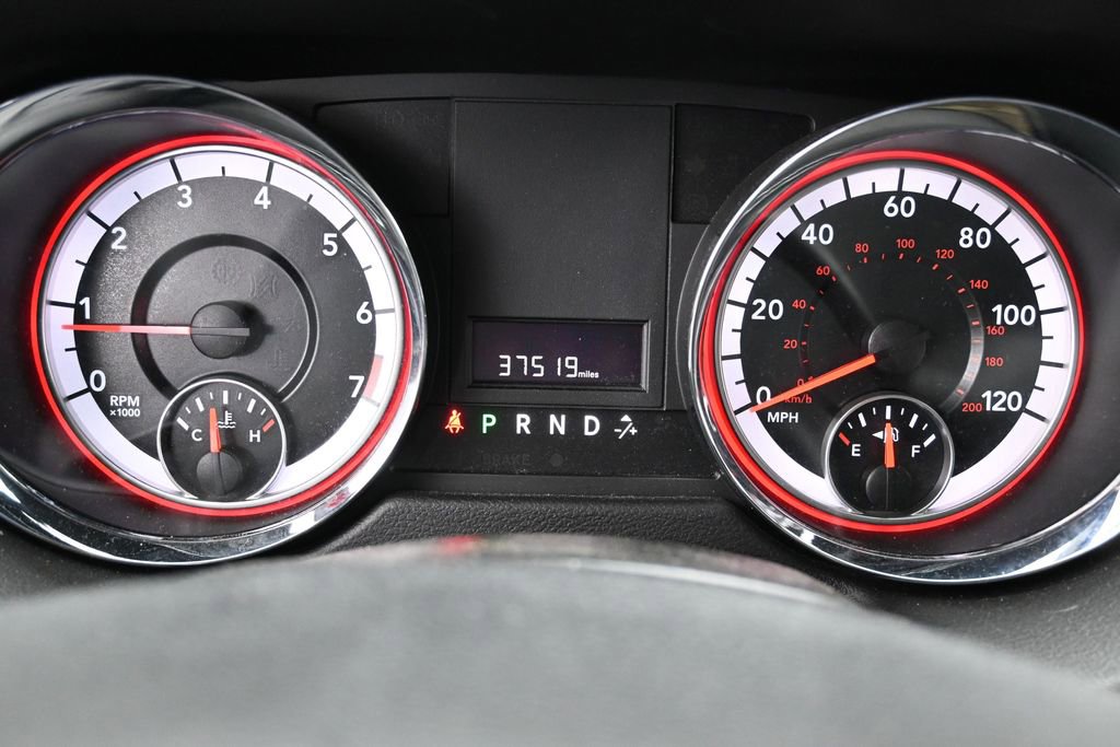 Used 2016 Dodge Grand Caravan SE FWD image 24
