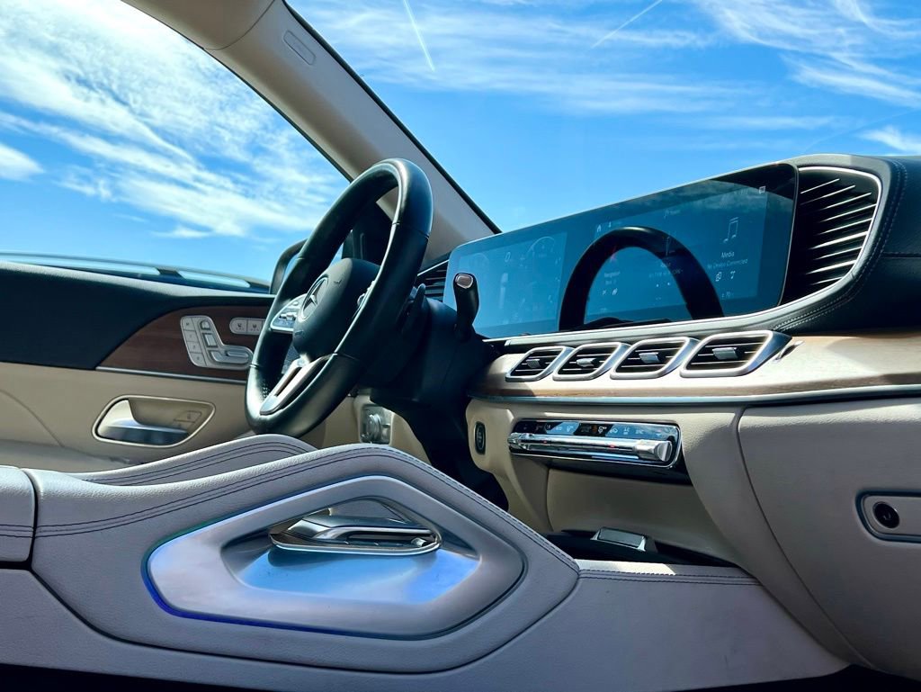 Certified 2023 Mercedes-Benz GLS 450 4MATIC image 11