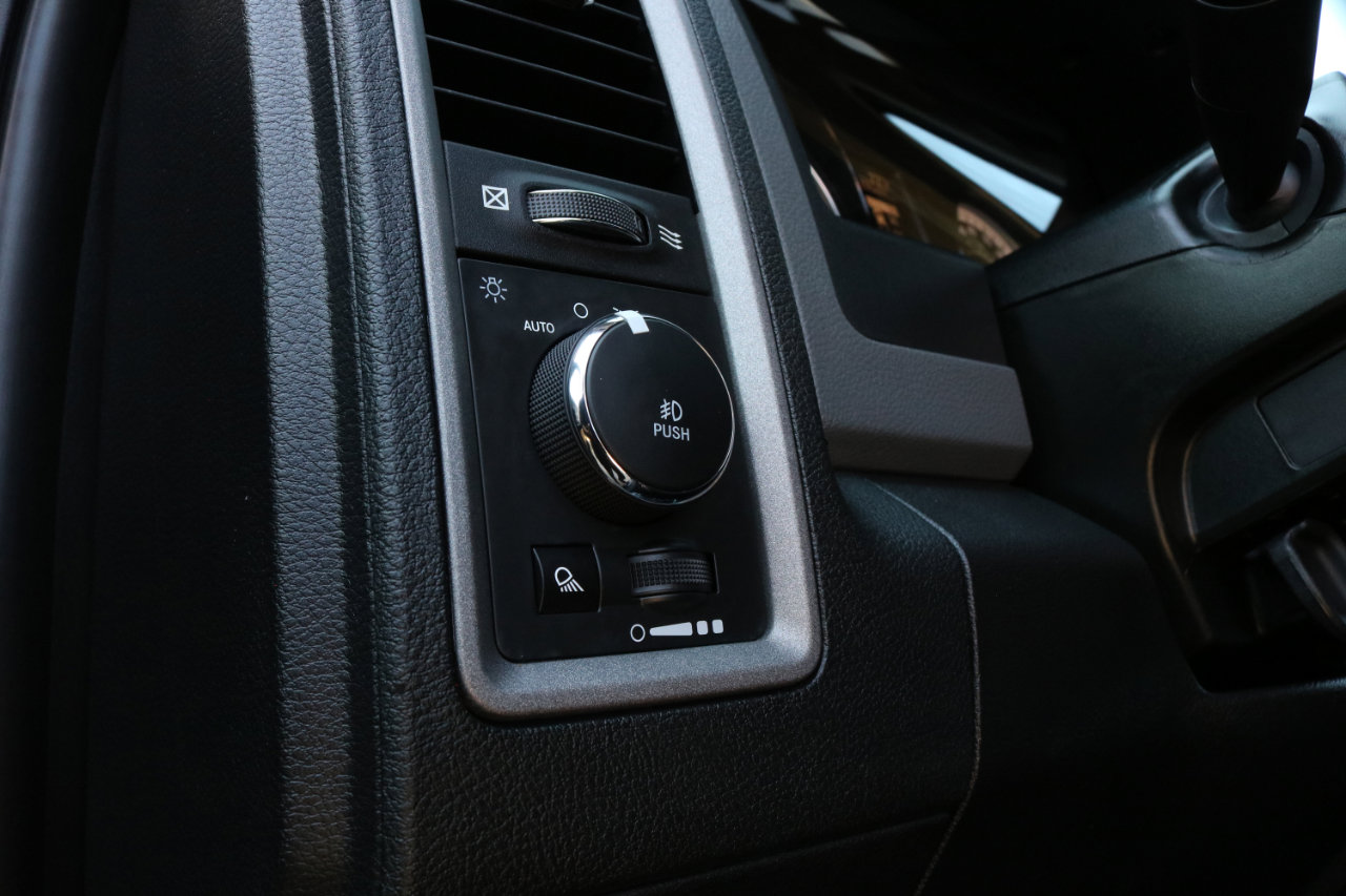 Used 2018 RAM 1500 Express w/ Black Ram 1500 Express Group image 19