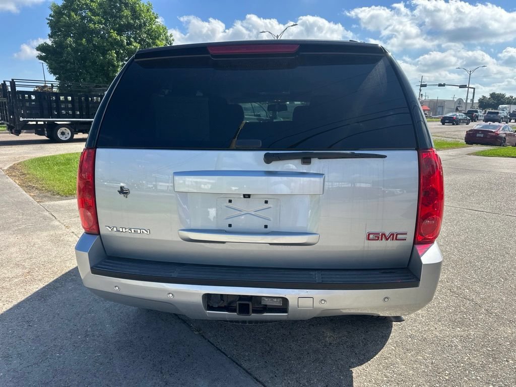 Used 2014 GMC Yukon SLE RWD image 4