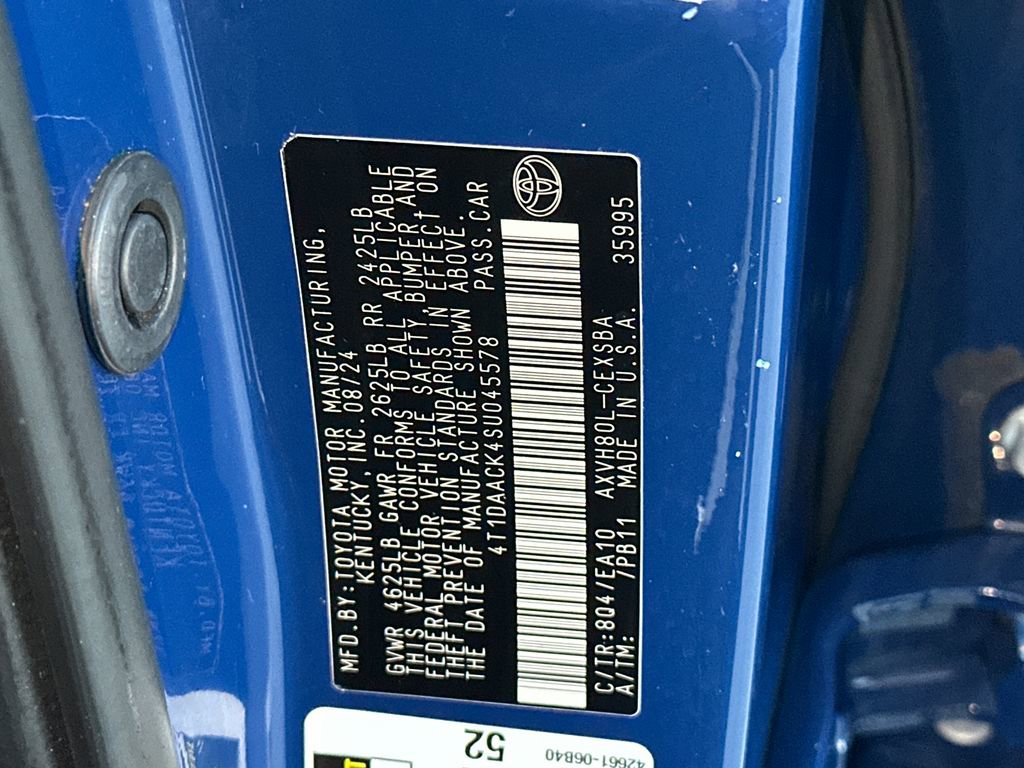 Used 2025 Toyota Camry SE w/ Multimedia Upgrade Package image 34