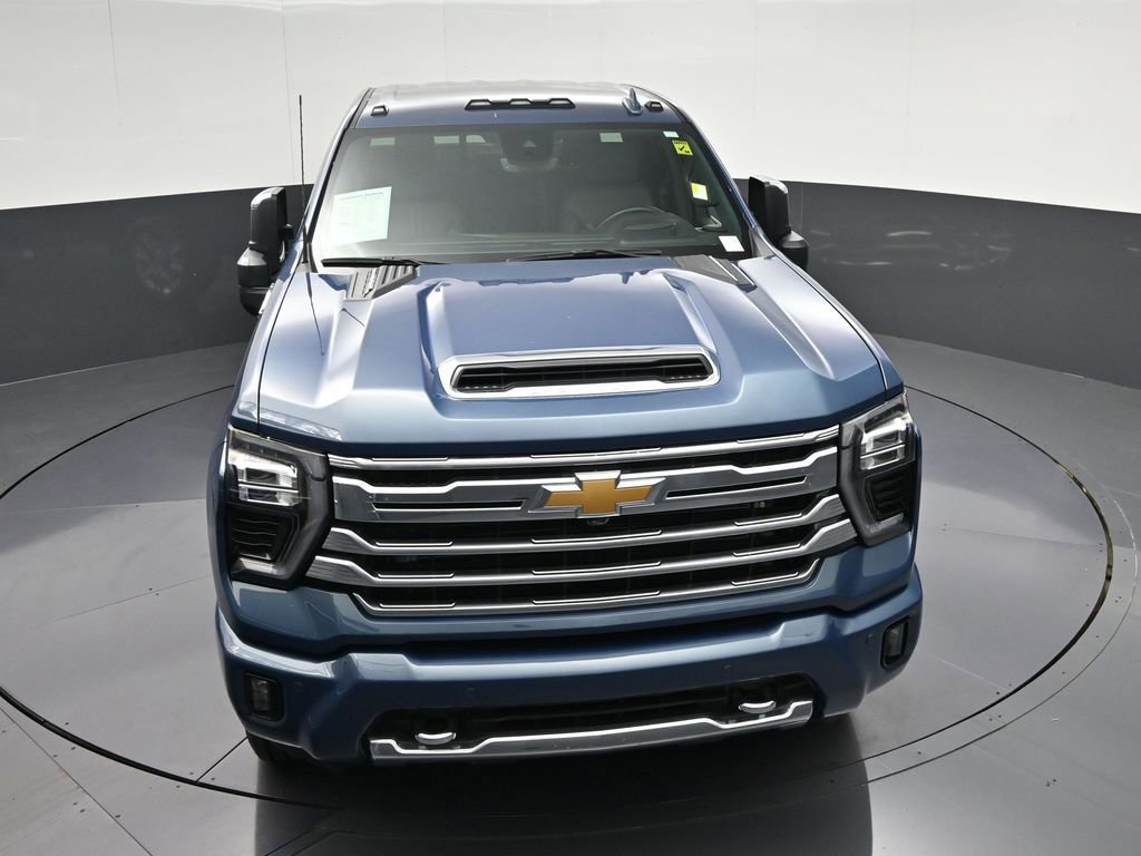 Used 2025 Chevrolet Silverado 2500 High Country w/ Technology Package AWD/4WD image 28
