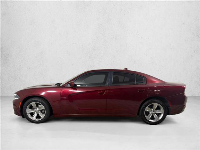 Used 2017 Dodge Charger SXT RWD image 6