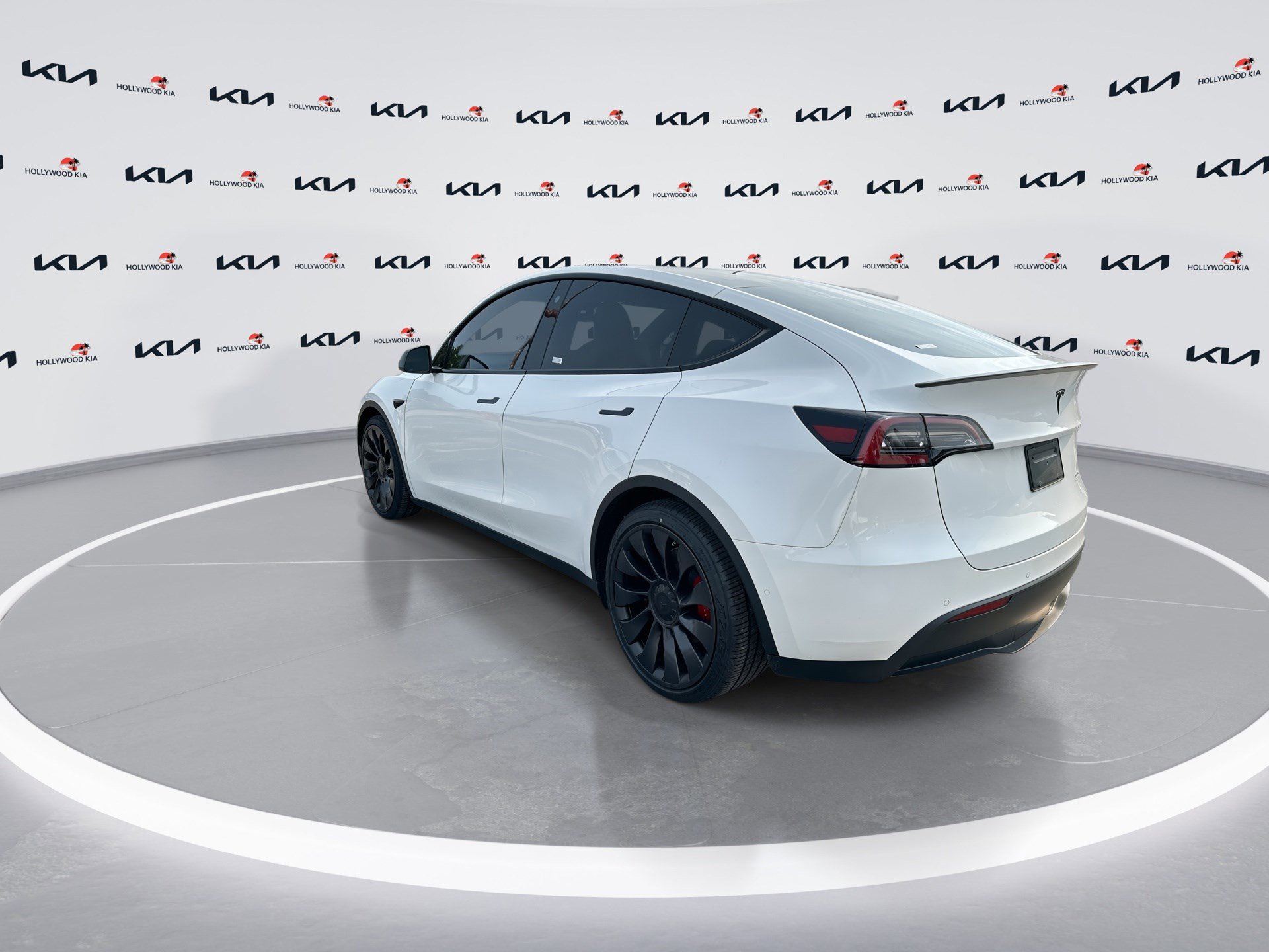 Used 2022 Tesla Model Y Performance AWD/4WD image 6