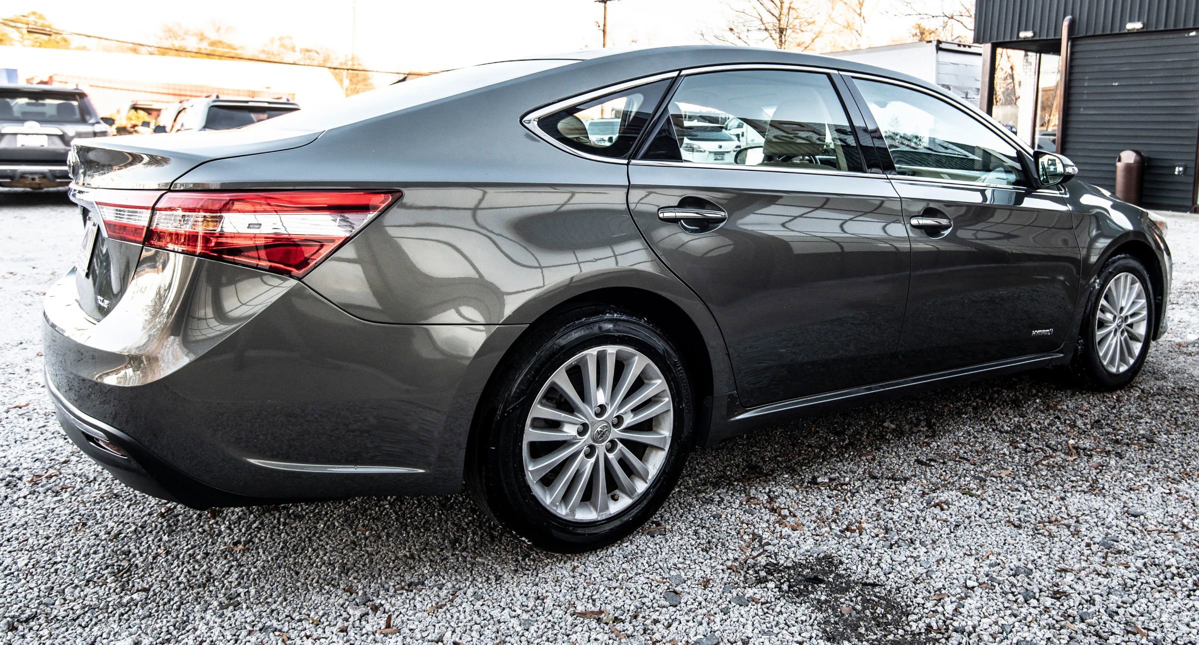 Used 2013 Toyota Avalon XLE Premium image 11