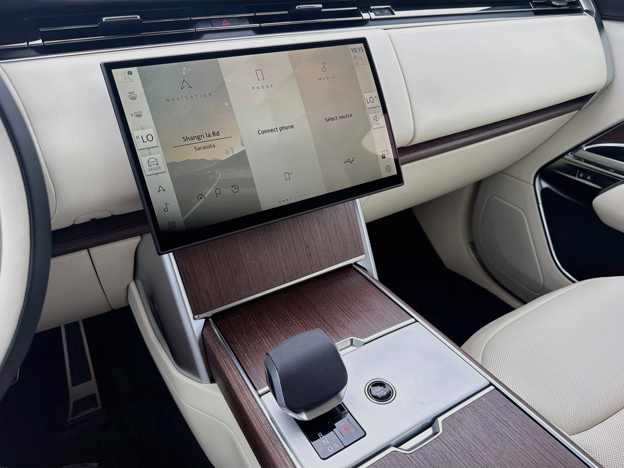 New 2026 Land Rover Range Rover SE AWD/4WD image 29