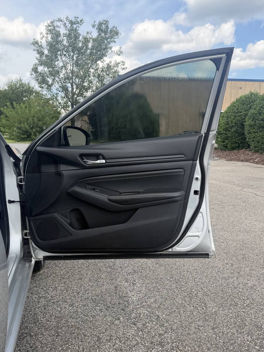 Used 2019 Nissan Altima 2.5 S FWD image 19
