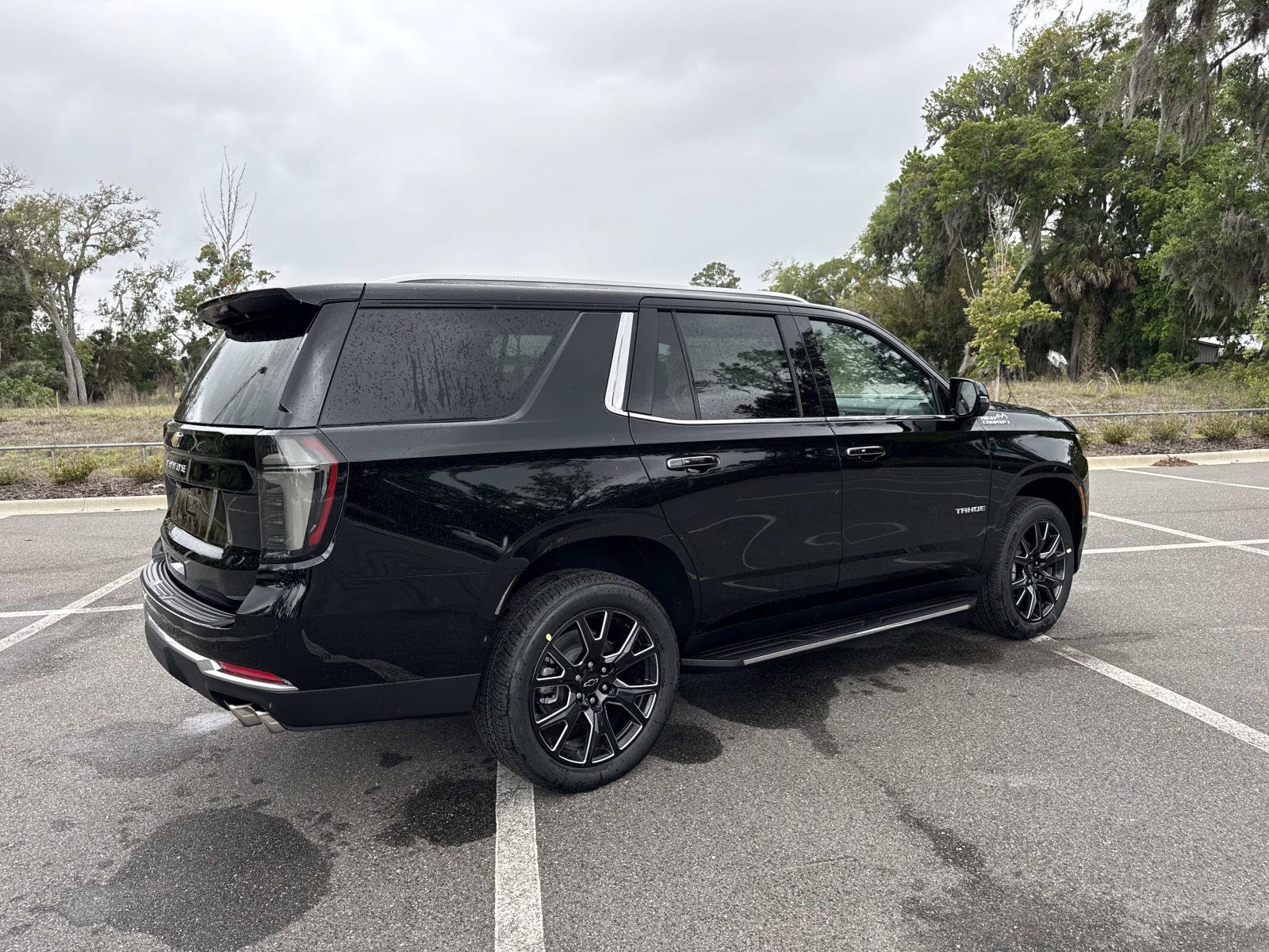 New 2026 Chevrolet Tahoe High Country w/ Sun And Tow Package AWD/4WD image 3