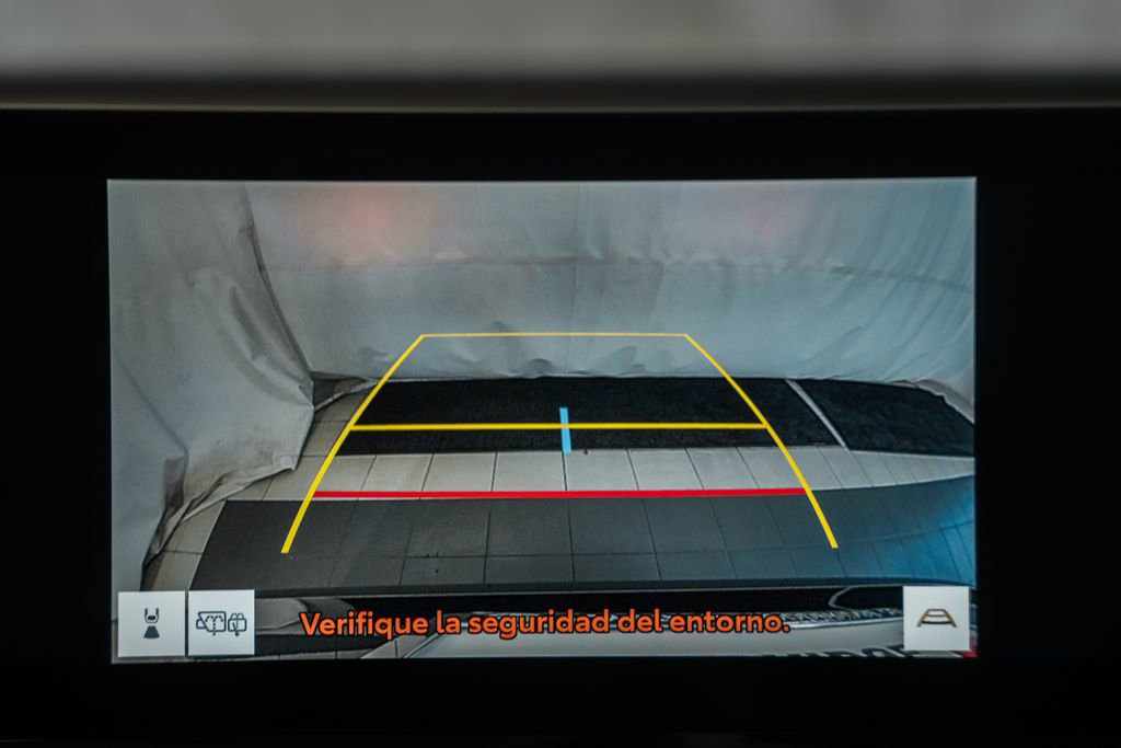 Used 2026 Toyota Grand Highlander XLE image 43