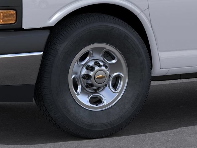 New 2026 Chevrolet Express 2500 w/ Driver Convenience Package RWD image 9