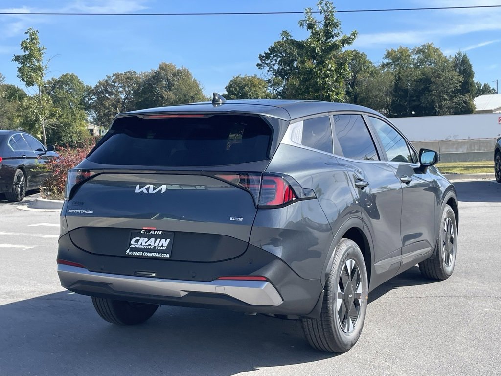 New 2026 Kia Sportage LX image 7