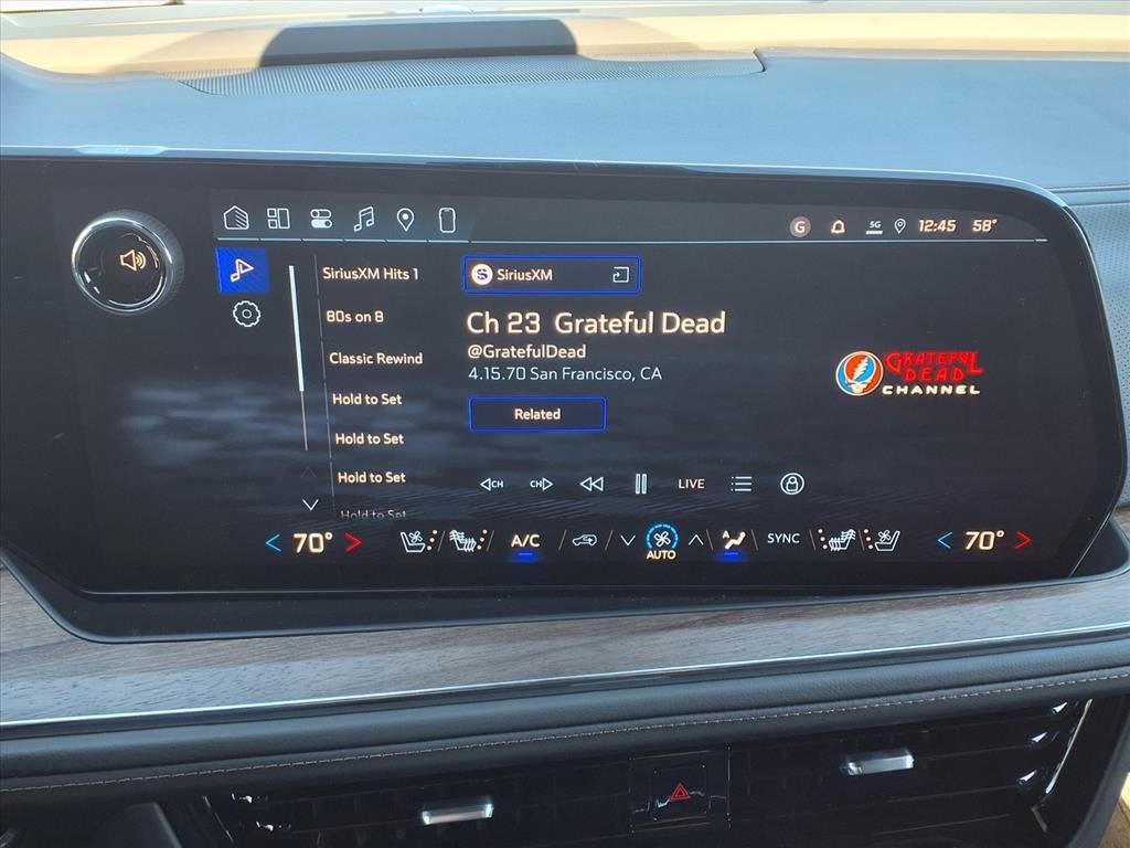New 2026 Chevrolet Suburban High Country AWD/4WD image 17