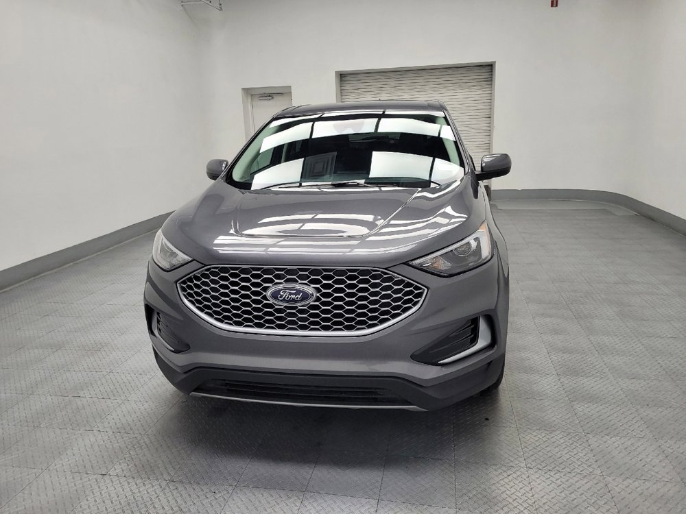 Used 2024 Ford Edge SEL image 15
