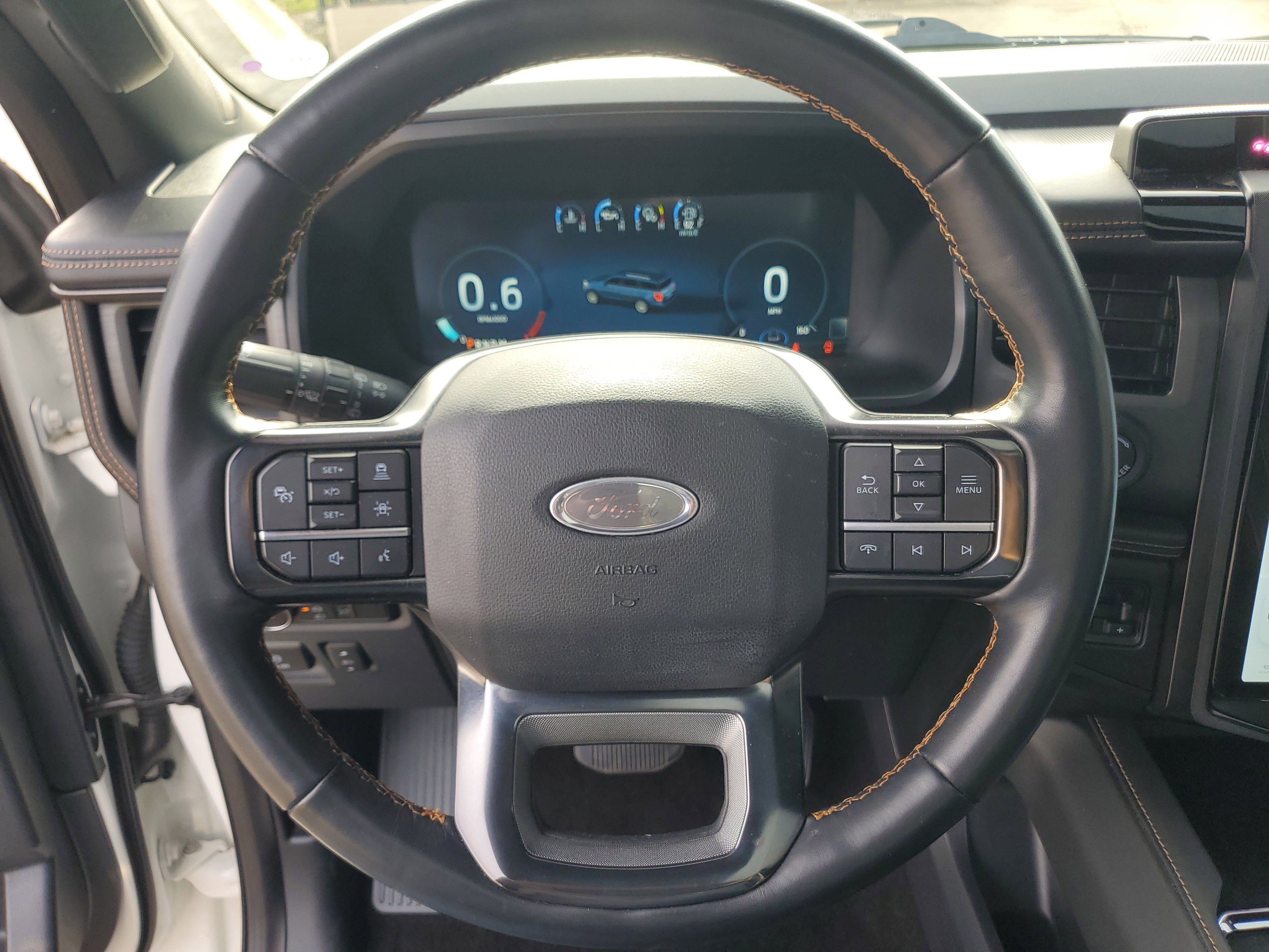 Used 2023 Ford Expedition Platinum image 14