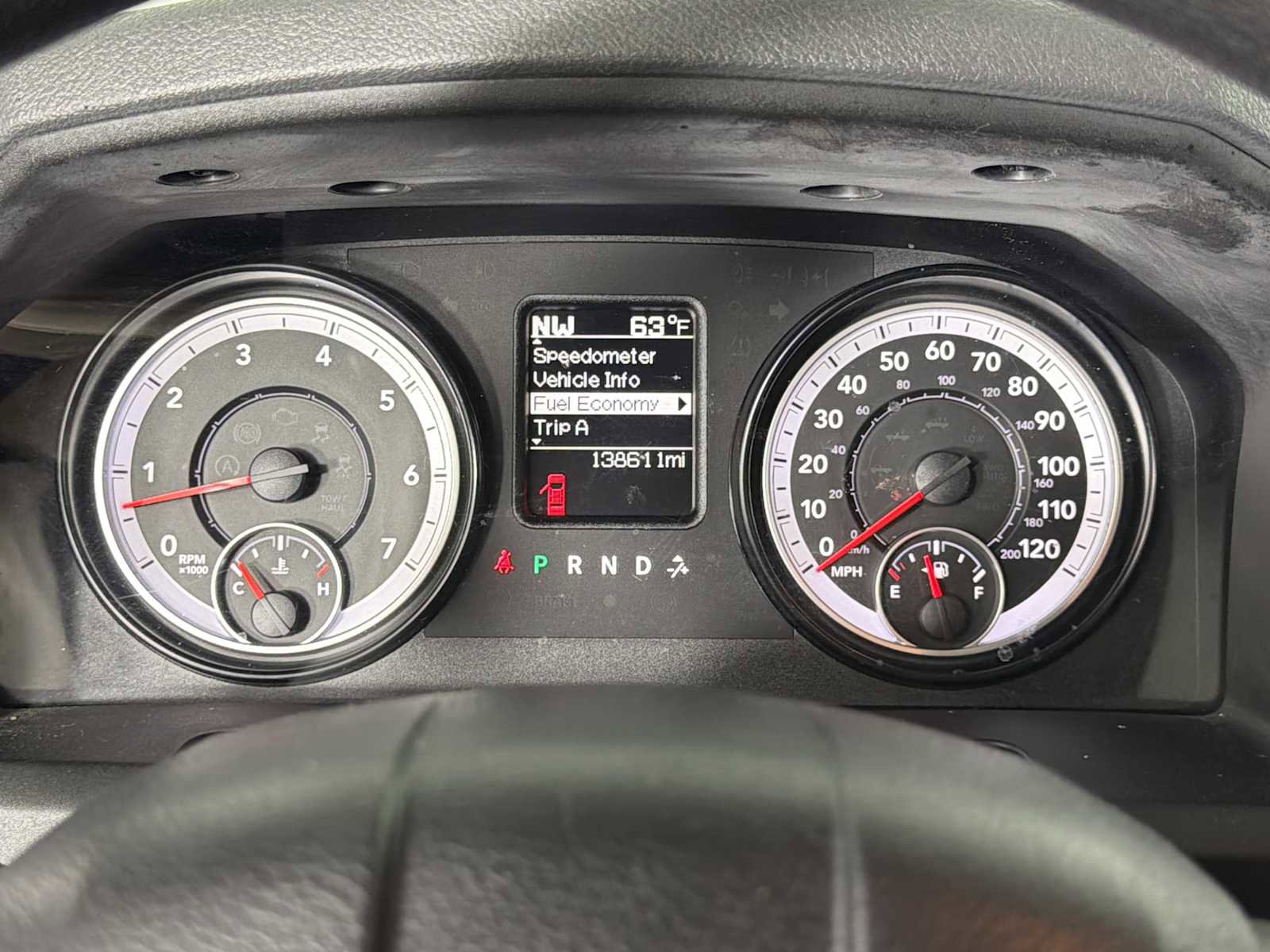 Used 2015 RAM 1500 Express RWD image 25