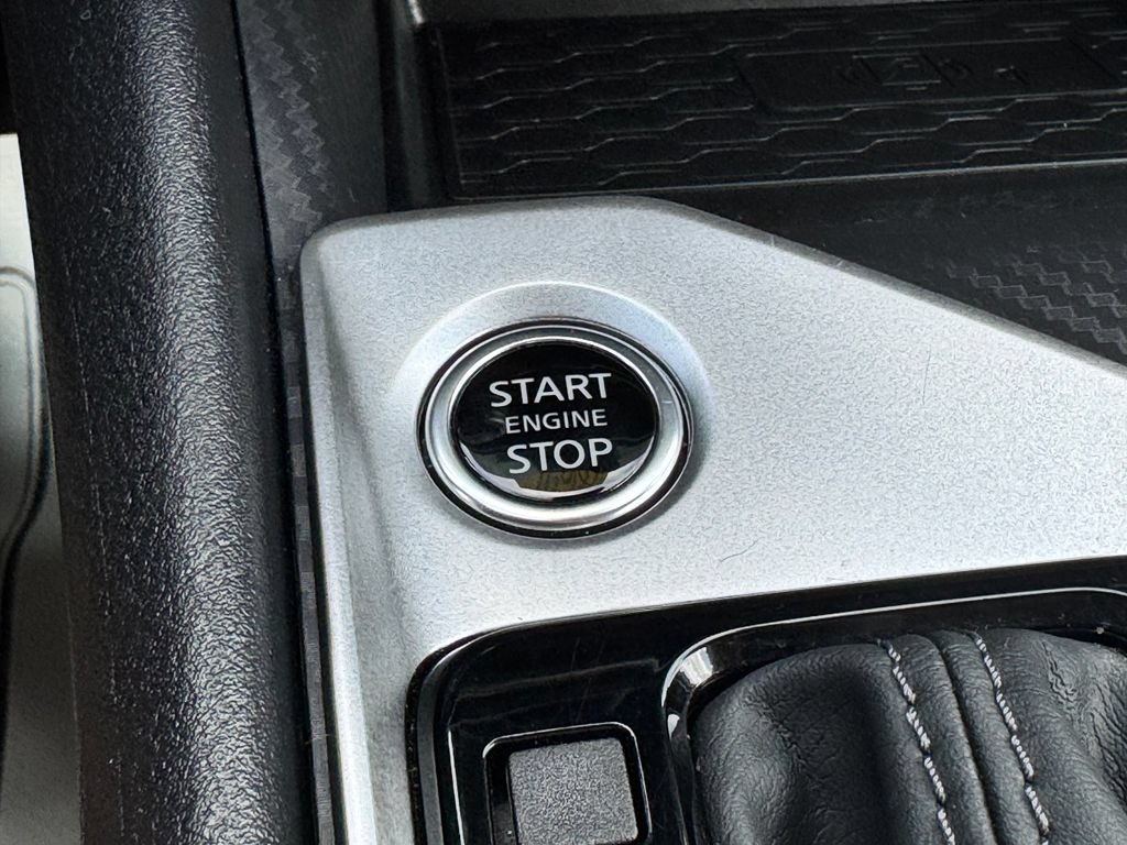 Used 2025 Nissan Altima 2.5 SV w/ SV Special Edition Package AWD/4WD image 26