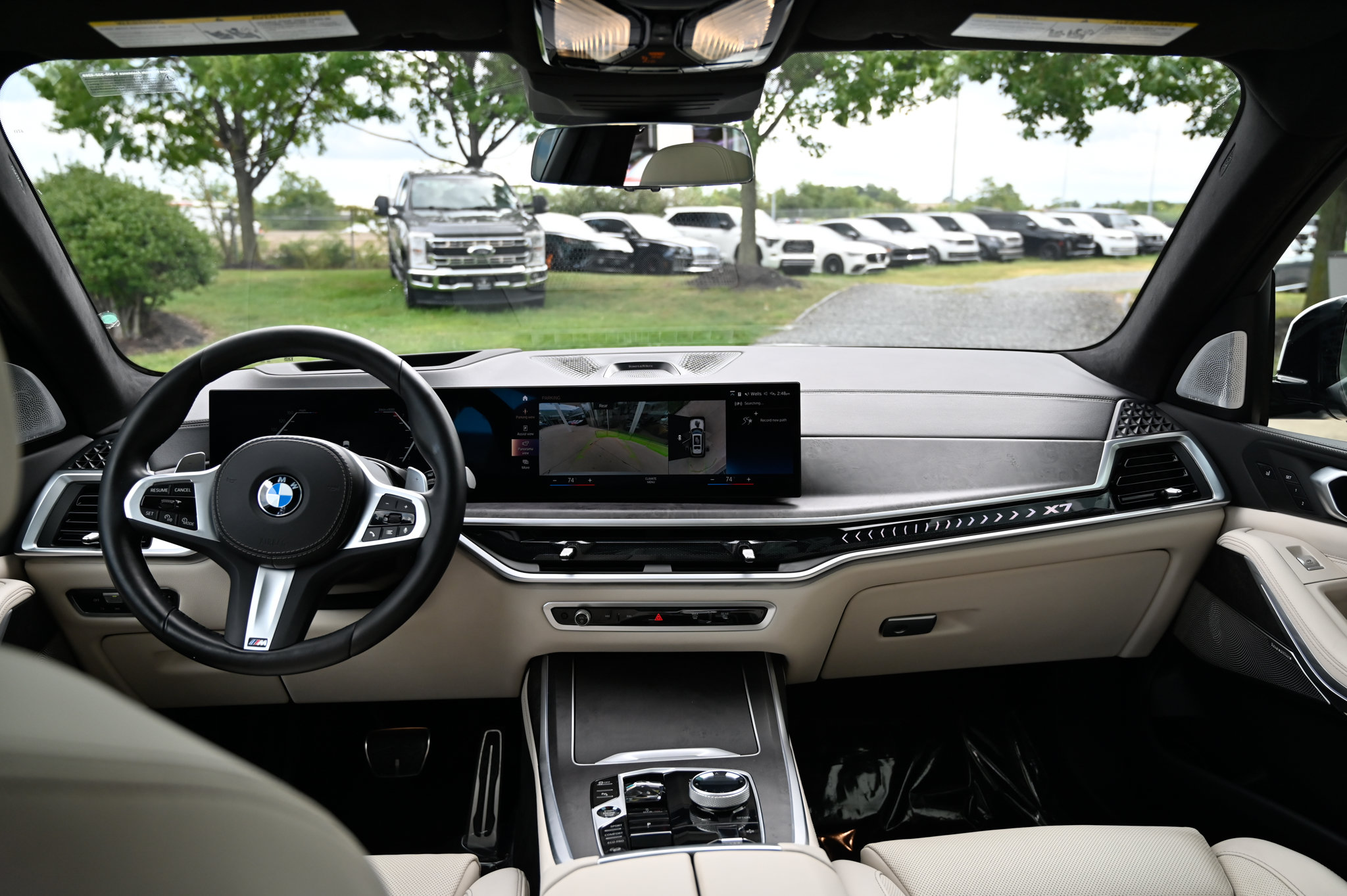Used 2023 BMW X7 xDrive40i w/ Executive Package AWD/4WD image 45