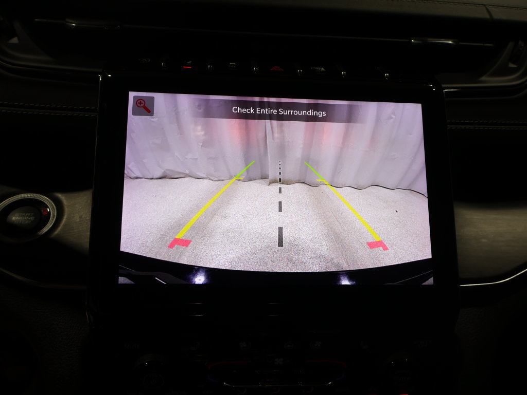Certified 2023 Jeep Grand Cherokee Overland w/ Luxury Tech Group IV AWD/4WD image 26