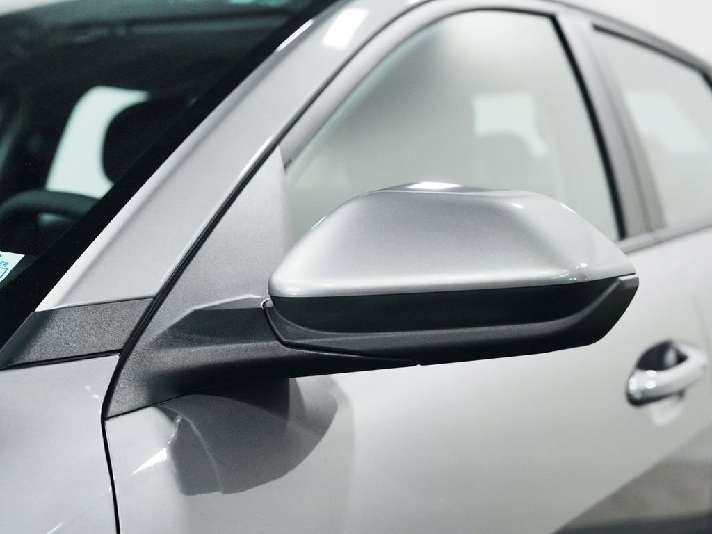 Used 2025 Kia K4 LXS image 39