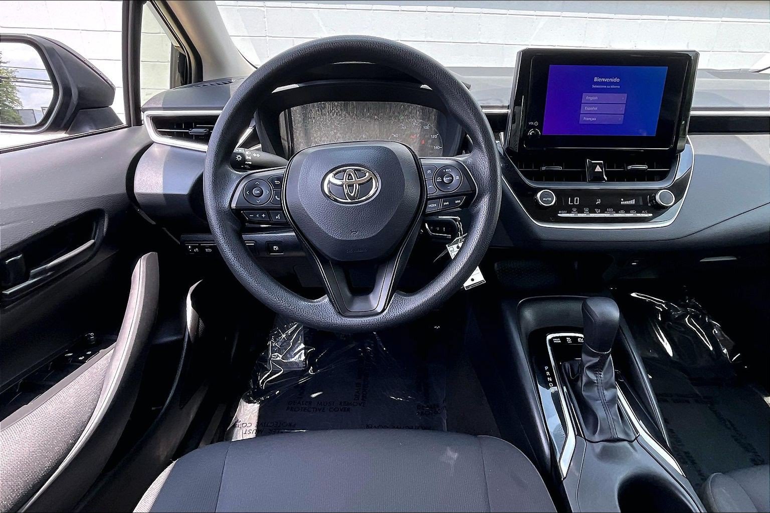 Used 2025 Toyota Corolla LE FWD image 6