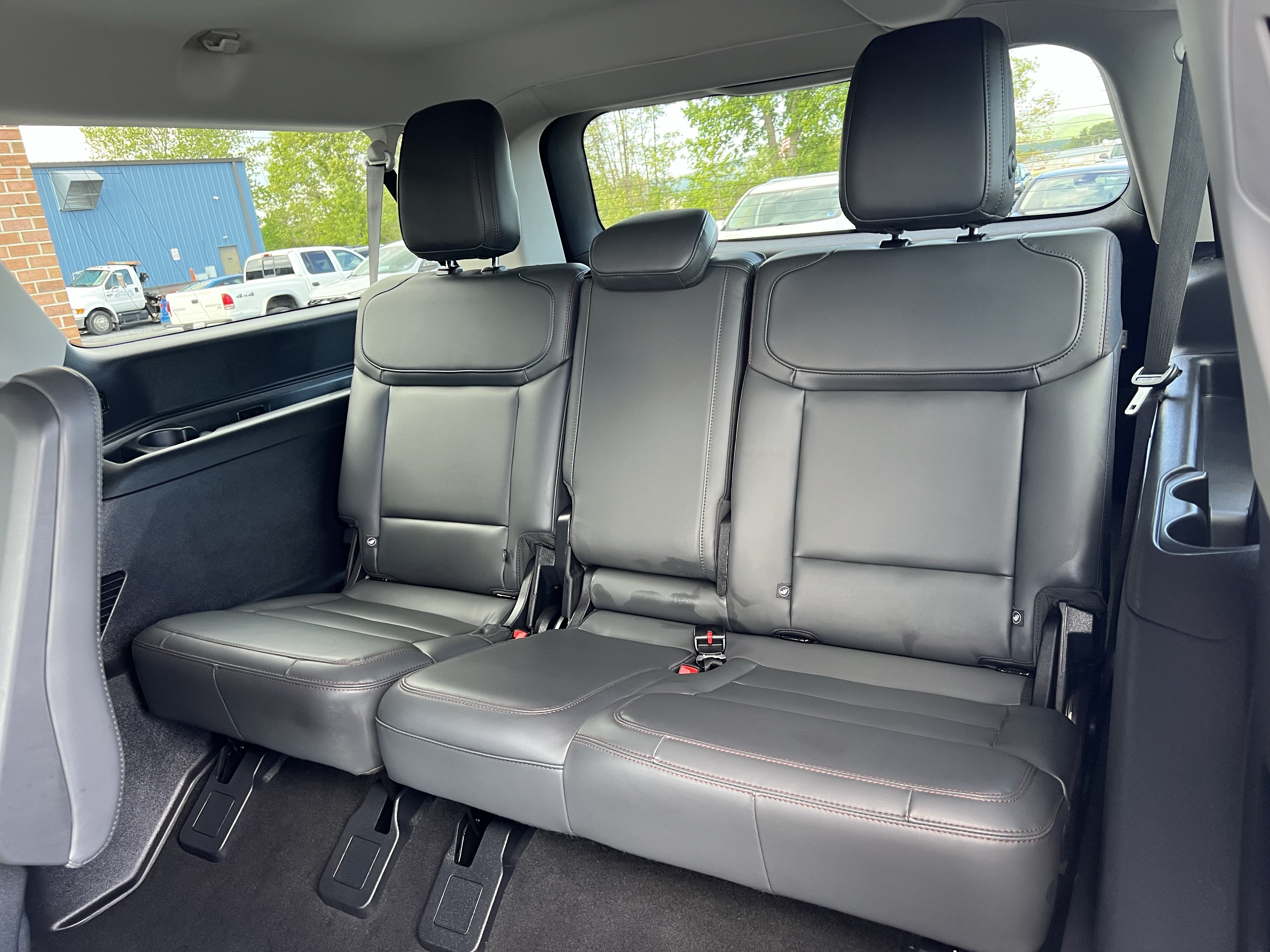 Used 2025 Ford Expedition Max Active AWD/4WD image 35