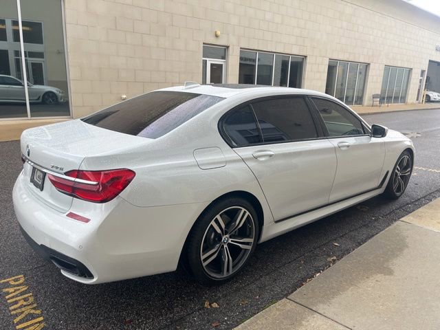 Used 2019 BMW 740i w/ Executive Package RWD image 4