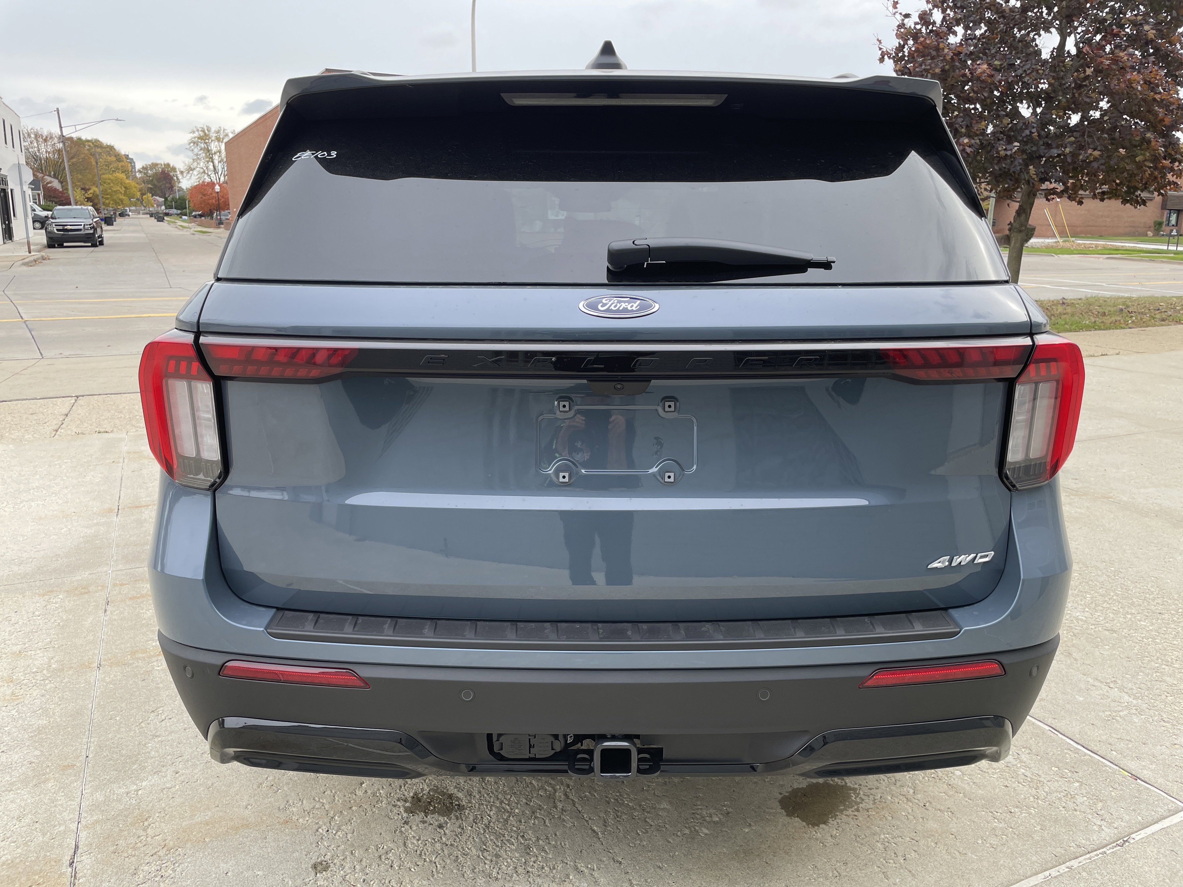 New 2026 Ford Explorer ST-Line image 5