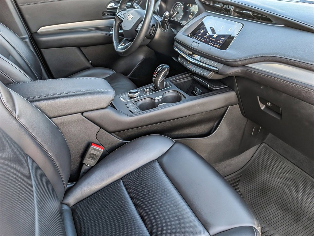 Used 2019 Cadillac XT4 Premium Luxury w/ Technology Package image 21