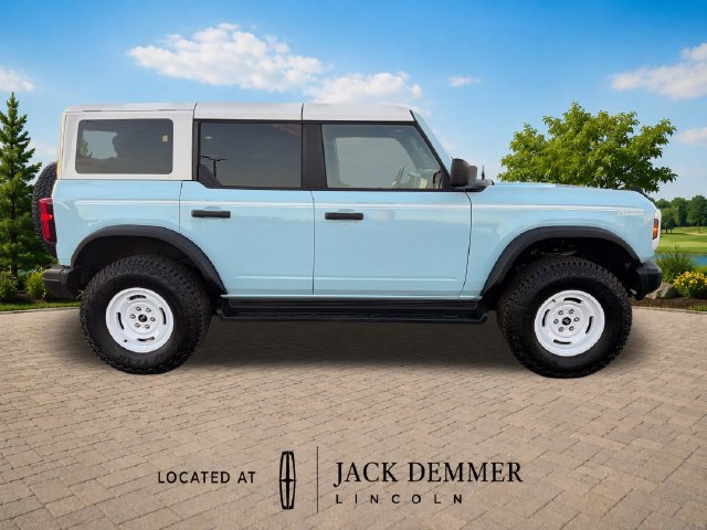 Used 2025 Ford Bronco Heritage Edition AWD/4WD image 8
