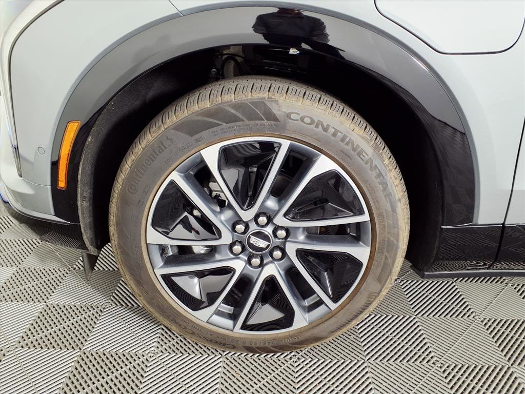 Certified 2026 Cadillac Optiq Sport 1 image 7