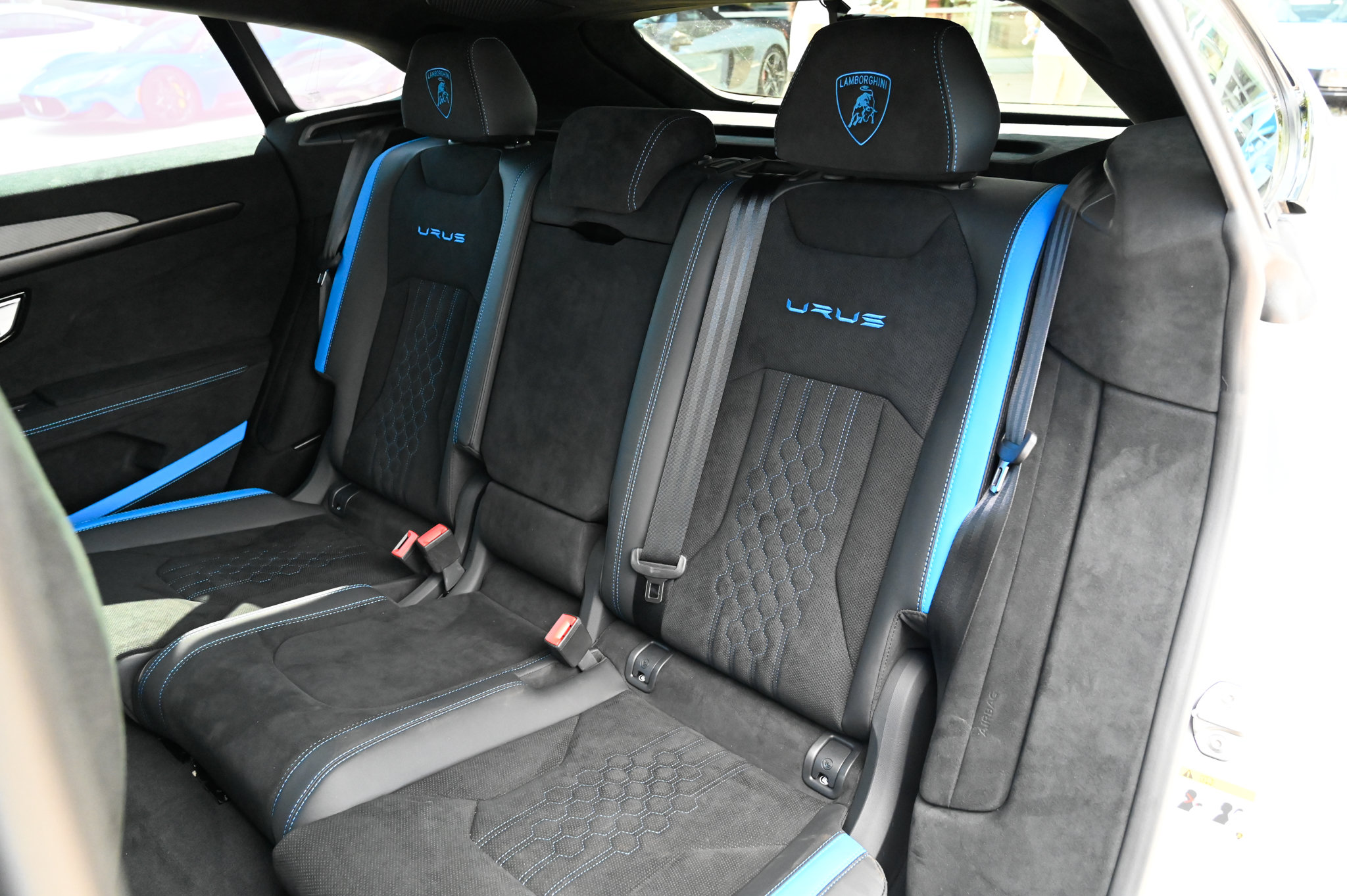 Used 2024 Lamborghini Urus Performante AWD/4WD image 37