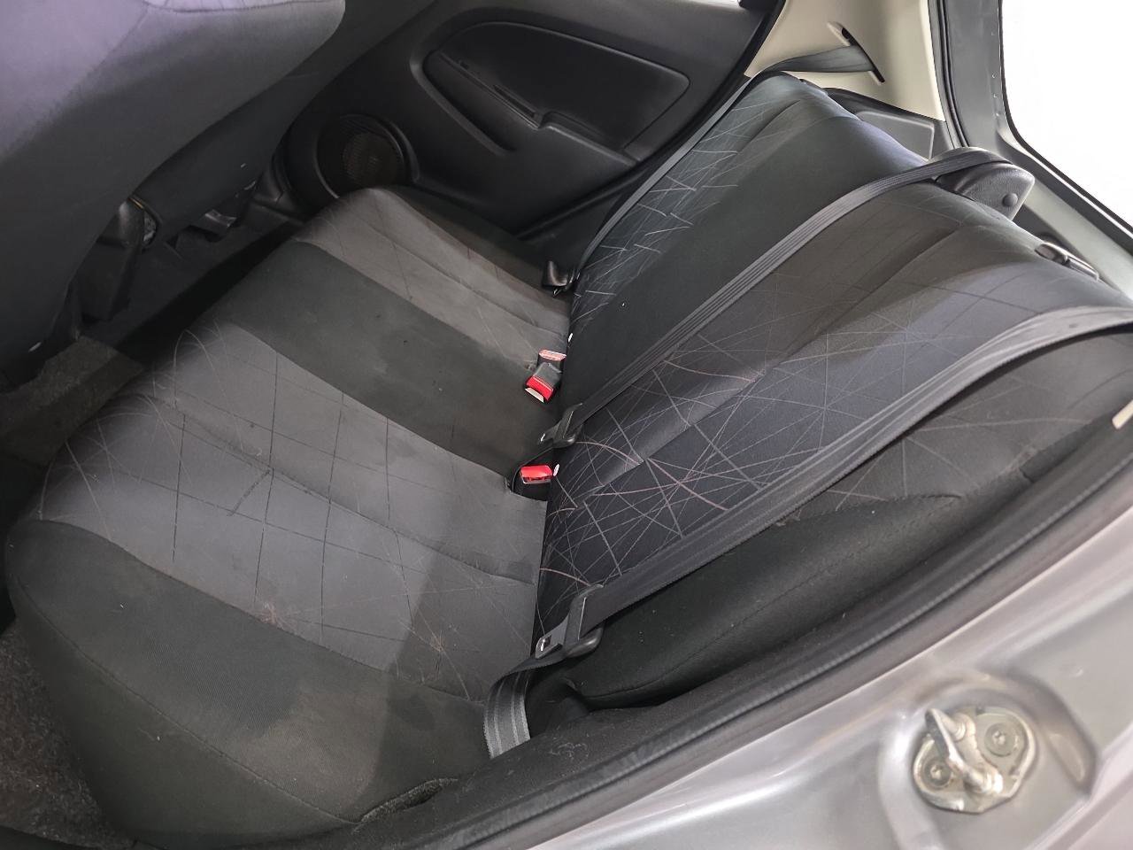 Used 2014 MAZDA MAZDA2 Sport image 34