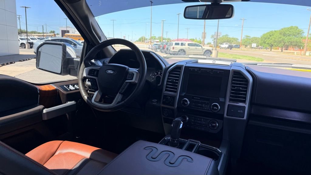 Used 2018 Ford F150 King Ranch w/ Equipment Group 601A Luxury AWD/4WD image 17