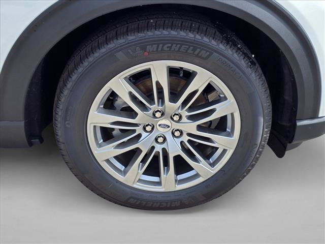 New 2026 Ford Explorer Platinum RWD image 9