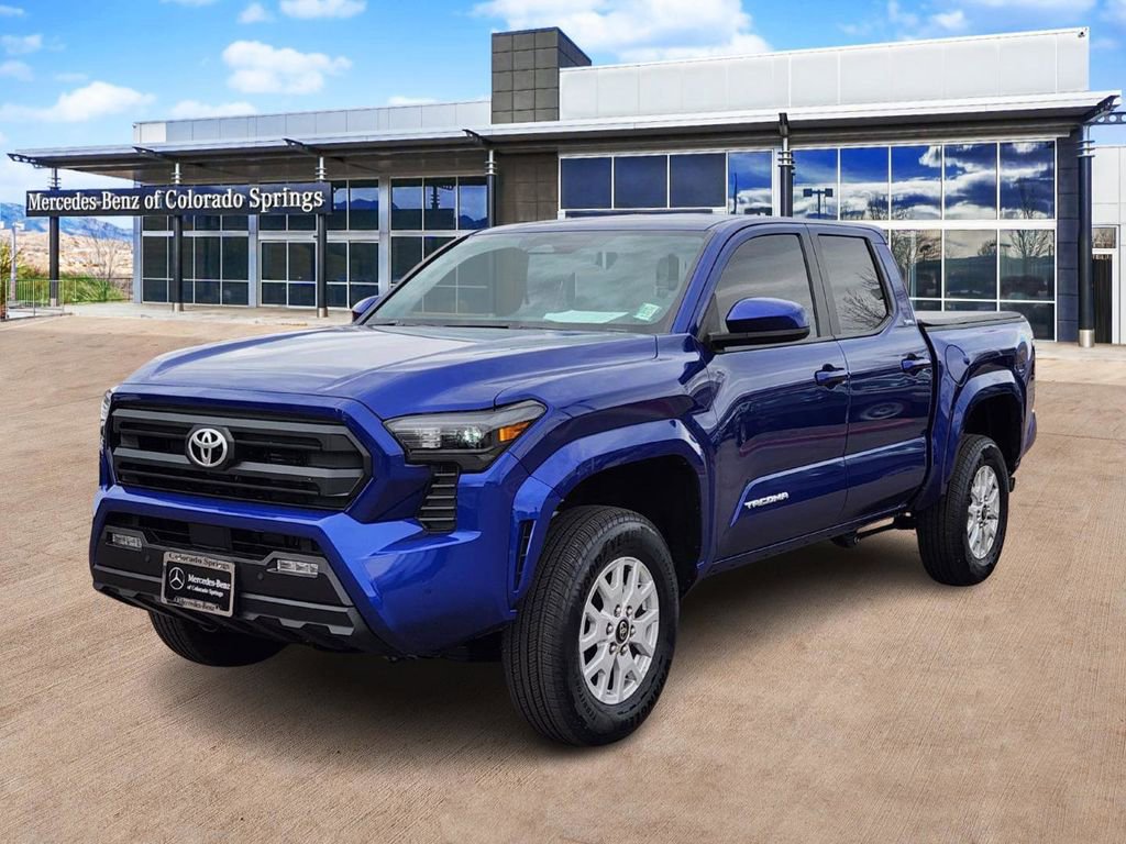 Used 2025 Toyota Tacoma SR5 image 3