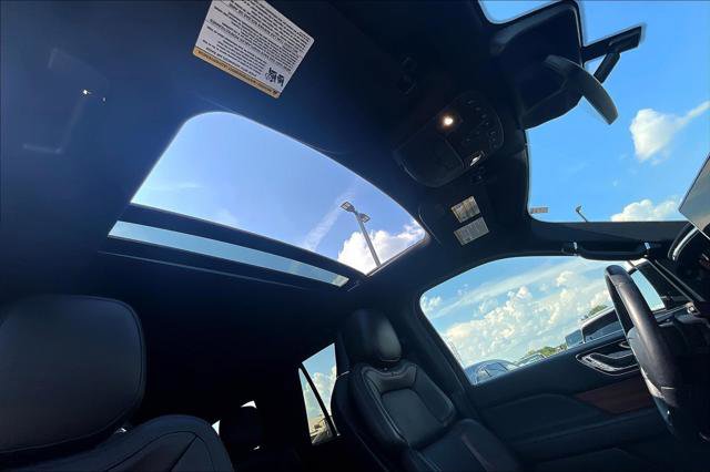 Used 2024 Lincoln Navigator Reserve w/ Monochromatic Package image 25