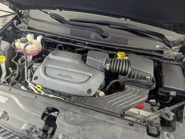 Certified 2023 Chrysler Voyager LX image 34