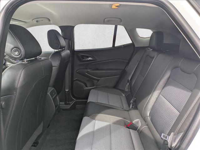 Used 2025 Chevrolet Trax LT image 23