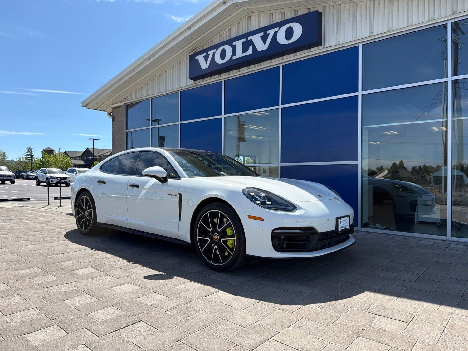 Used 2022 Porsche Panamera 4S AWD/4WD image 1