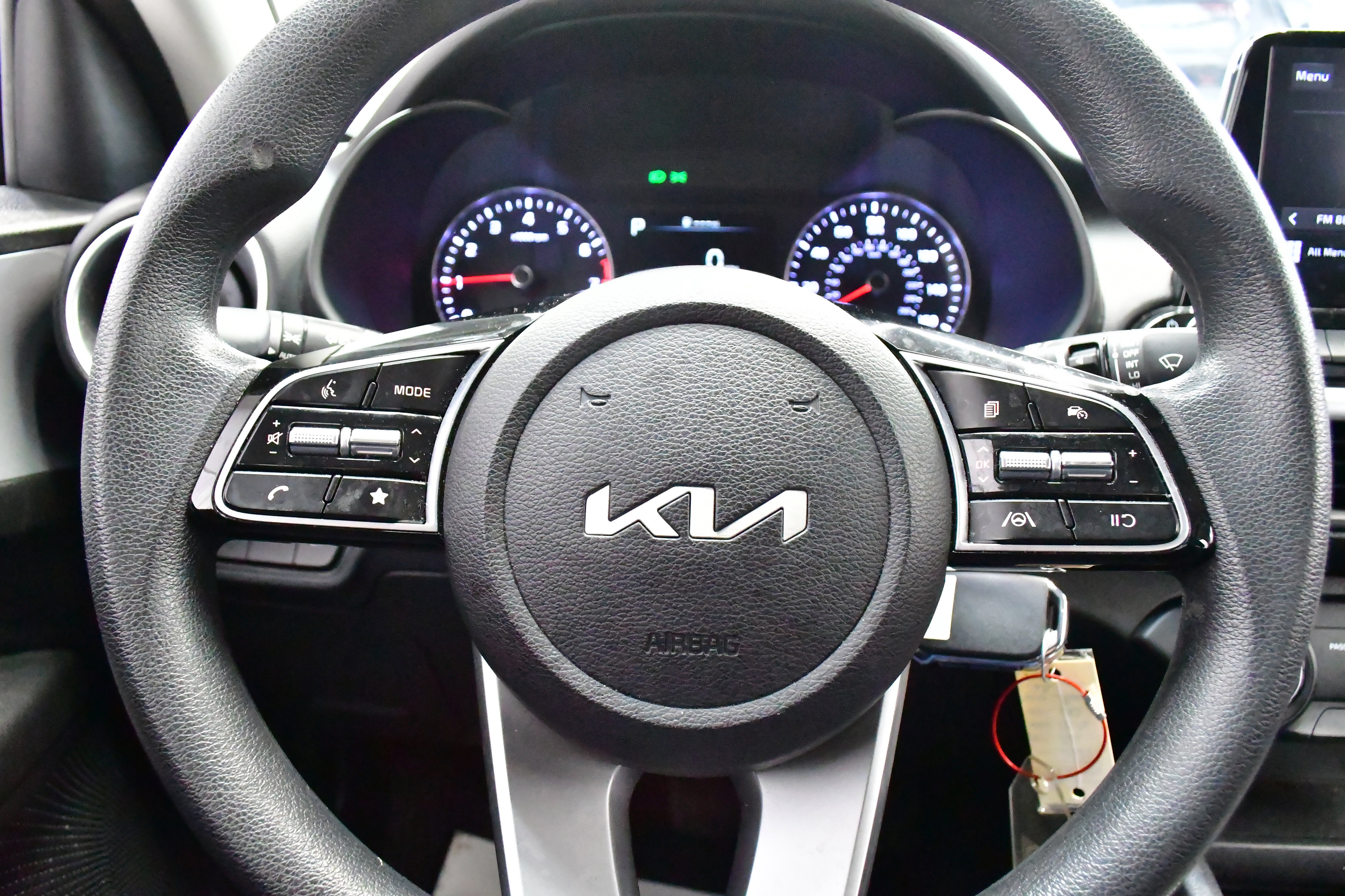 Used 2023 Kia Forte LXS w/ LXS Technology Package image 28