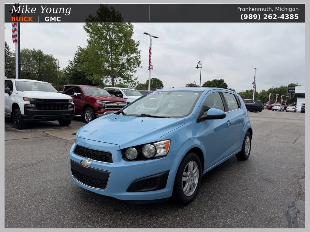 Used 2014 Chevrolet Sonic LT w/ Fun and Sun Package FWD image 1