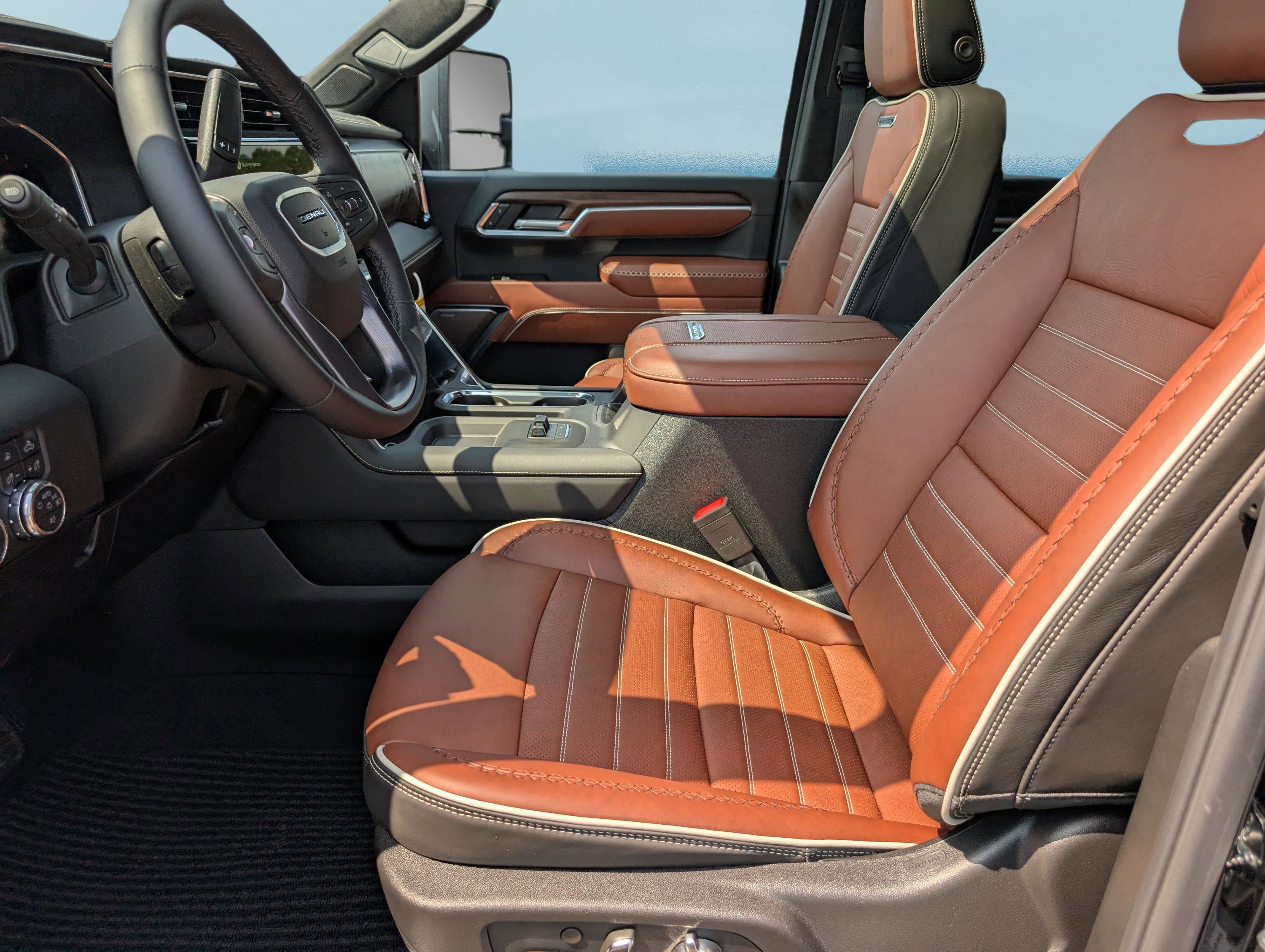 New 2026 GMC Sierra 2500 Denali Ultimate image 16