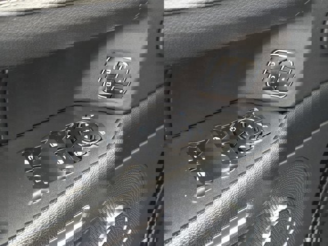 Used 2024 Ford Expedition Max XLT image 21