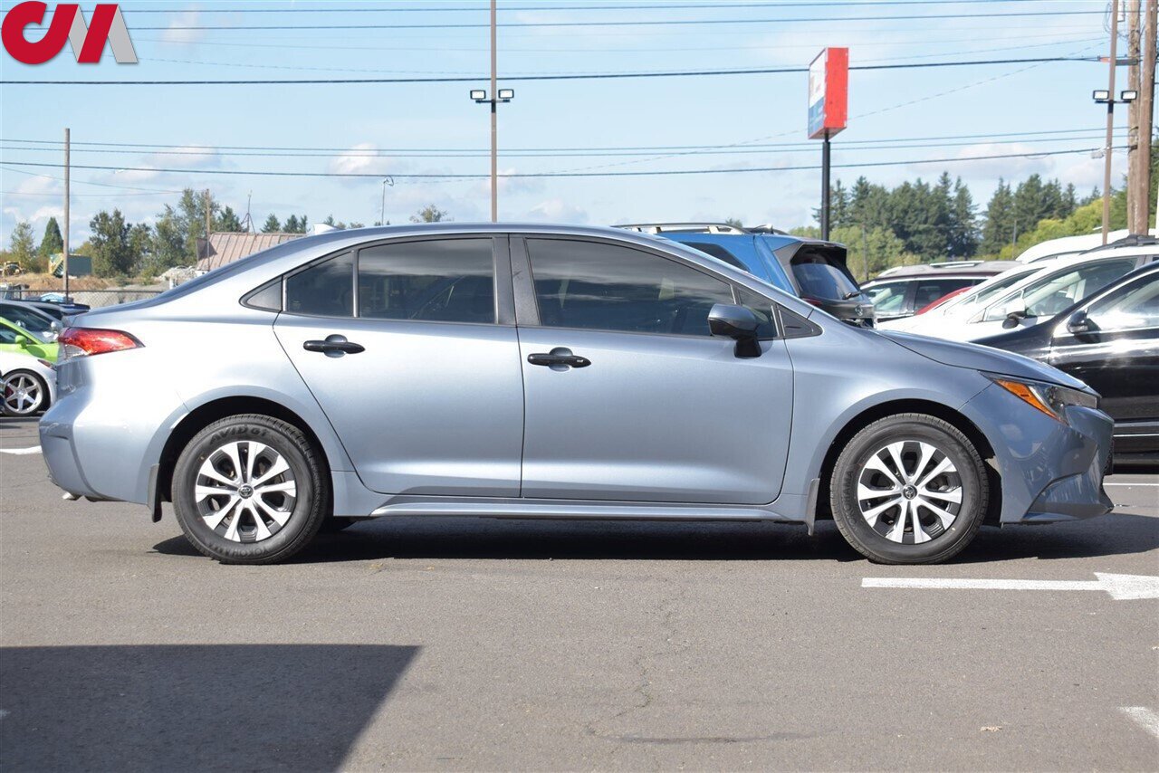 Used 2022 Toyota Corolla LE w/ Premium Interior Package FWD image 6