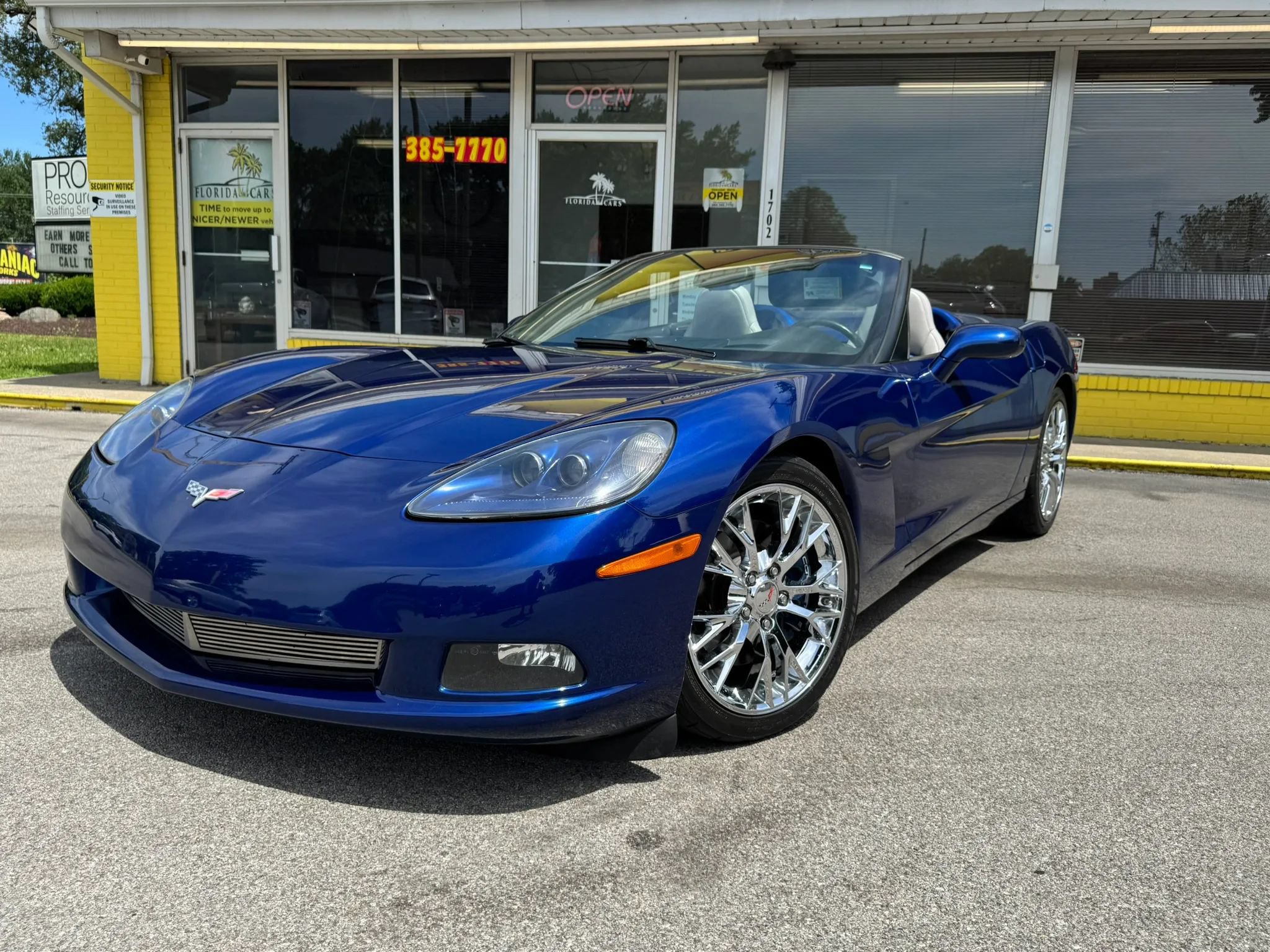 Used 2006 Chevrolet Corvette Convertible w/ Preferred Equipment Group RWD image 14