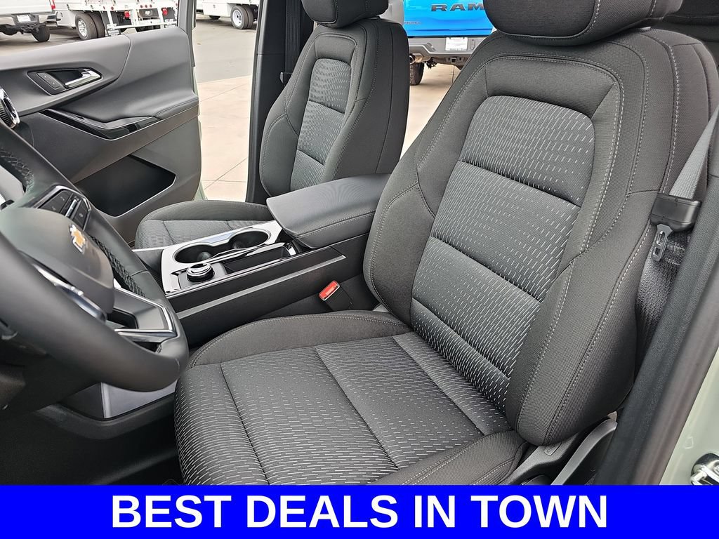 New 2026 Chevrolet Equinox LT w/ Safety and Technology Package FWD image 14