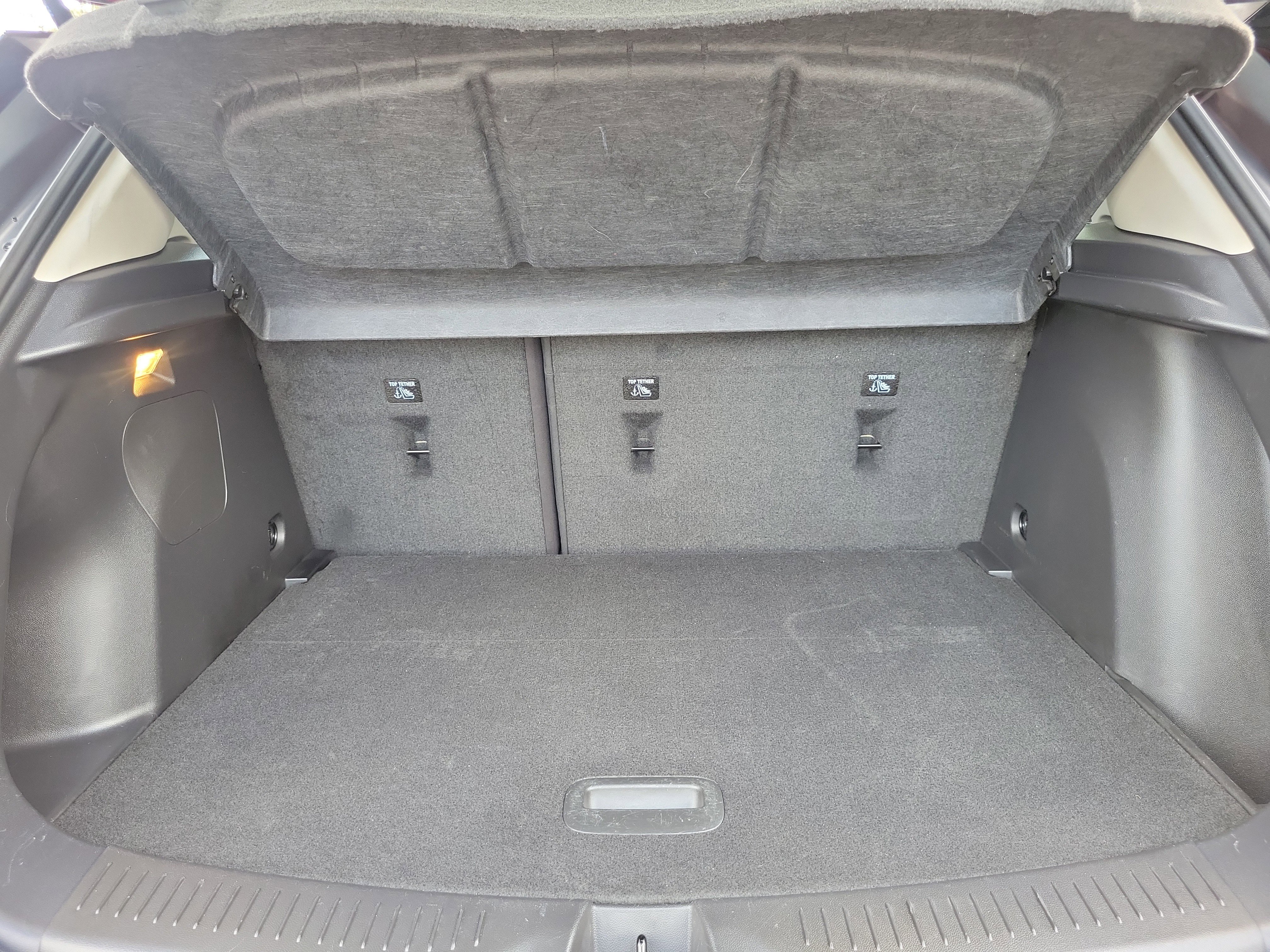 Used 2024 Buick Encore GX Avenir image 17