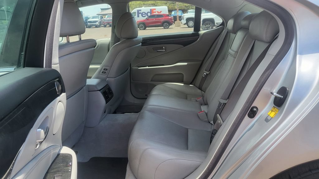 Used 2009 Lexus LS 460 AWD image 23