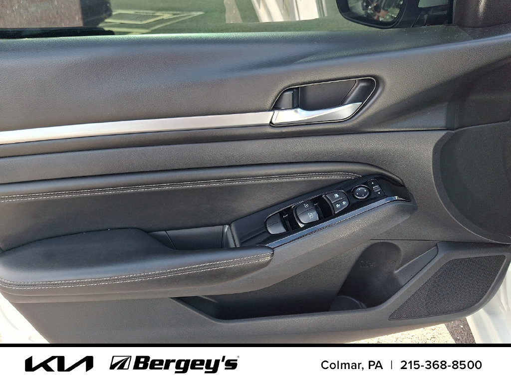 Used 2021 Nissan Altima 2.5 SL FWD image 14